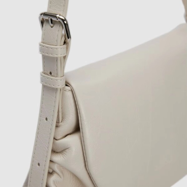 Simple Design Ladies Shoulder Bag