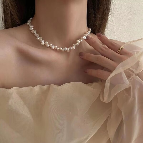 Vintage Faux Pearl Fashion Jewelry Necklace