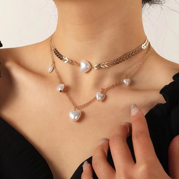 Double Alloy Simple Heart Pearl Pendant Necklace
