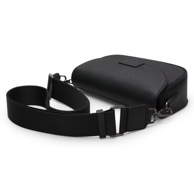 Mens Casual Fashionable Leather Shoulder Bag